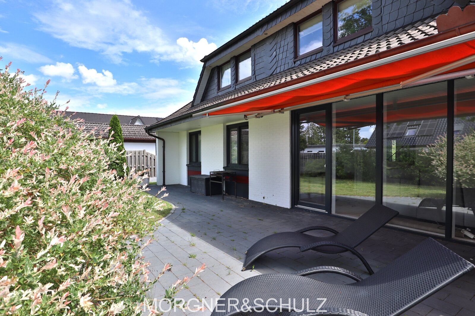 3 Terrassenbereich Fensterfront neu